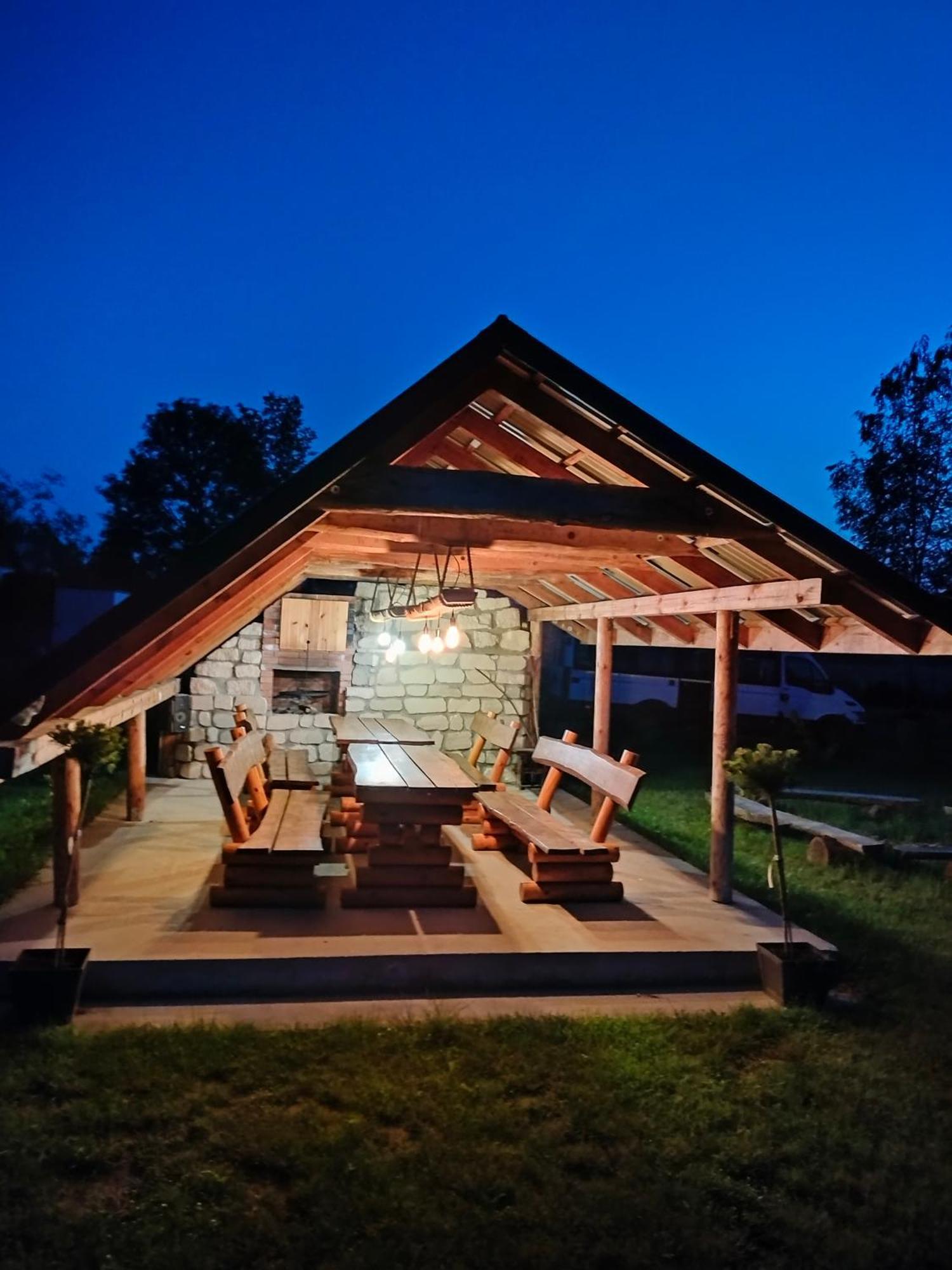 Hotel Lesne Zacisze-Pole Namiotowe Pisklaki Exterior foto