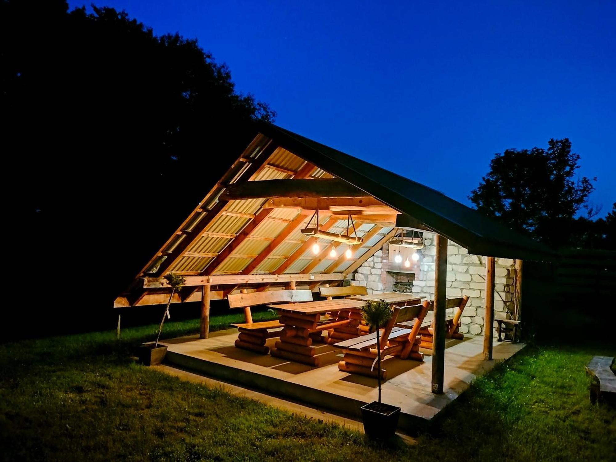 Hotel Lesne Zacisze-Pole Namiotowe Pisklaki Exterior foto